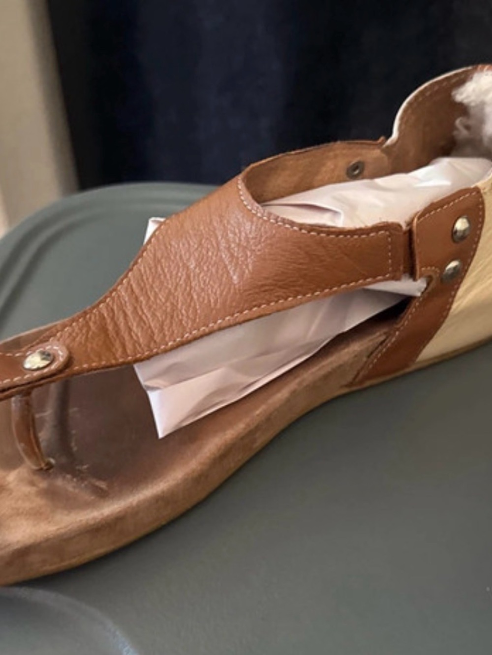 EMU Australia  sandal.Women's Brown Leather Thong Sandals - Casual Summer
